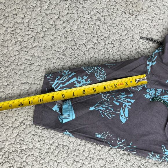 Vissla Mega Lab 18.5" Boardshorts Men's 29 Phantom Shark Blue Coral $69 - Picture 10 of 11